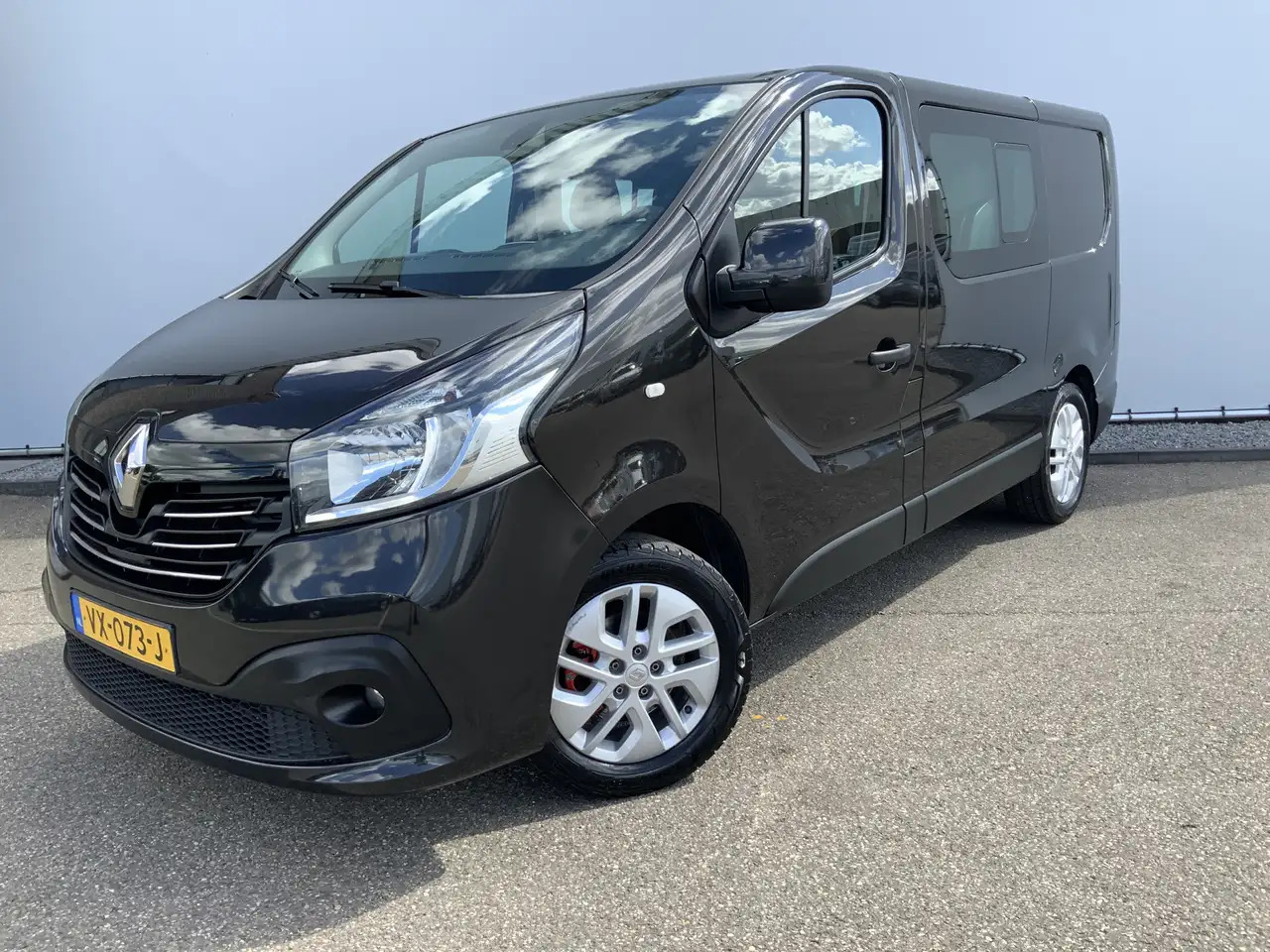 Renault Trafic 1.6 dCi T27 L1H1 Dub Cab Airco Cruise 6 Zits Alu V - Van kombi: gambar 1 Renault Trafic 1.6 dCi T27 L1H1 Dub Cab Airco Cruise 6 Zits Alu V - Van kombi: gambar 1