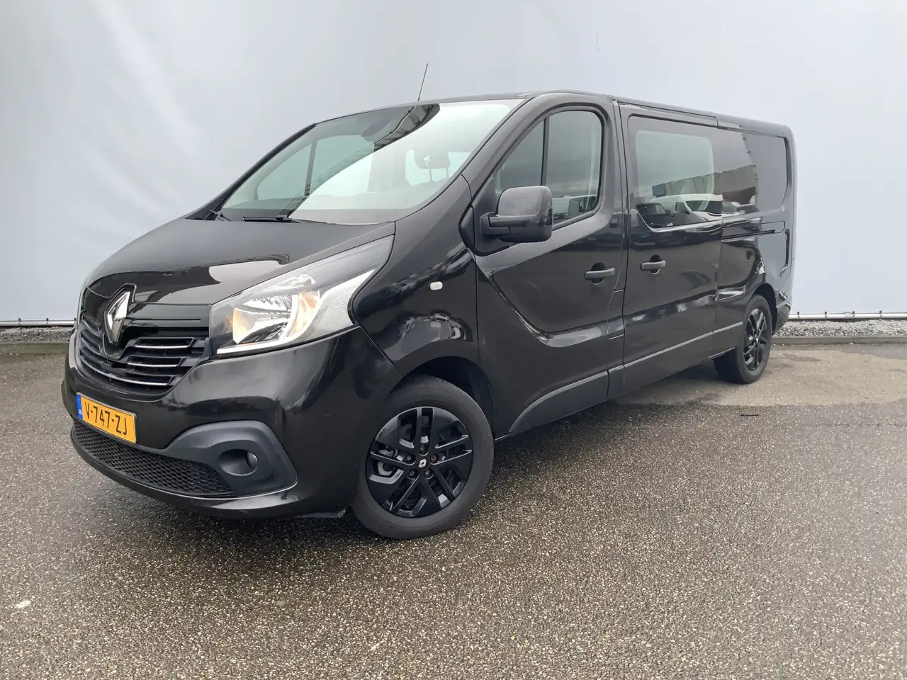Renault Trafic 1.6 dCi T29 L2H1 Dub Cab 5 Zits Airco Cruise Navi - Van kombi: gambar 1 Renault Trafic 1.6 dCi T29 L2H1 Dub Cab 5 Zits Airco Cruise Navi - Van kombi: gambar 1