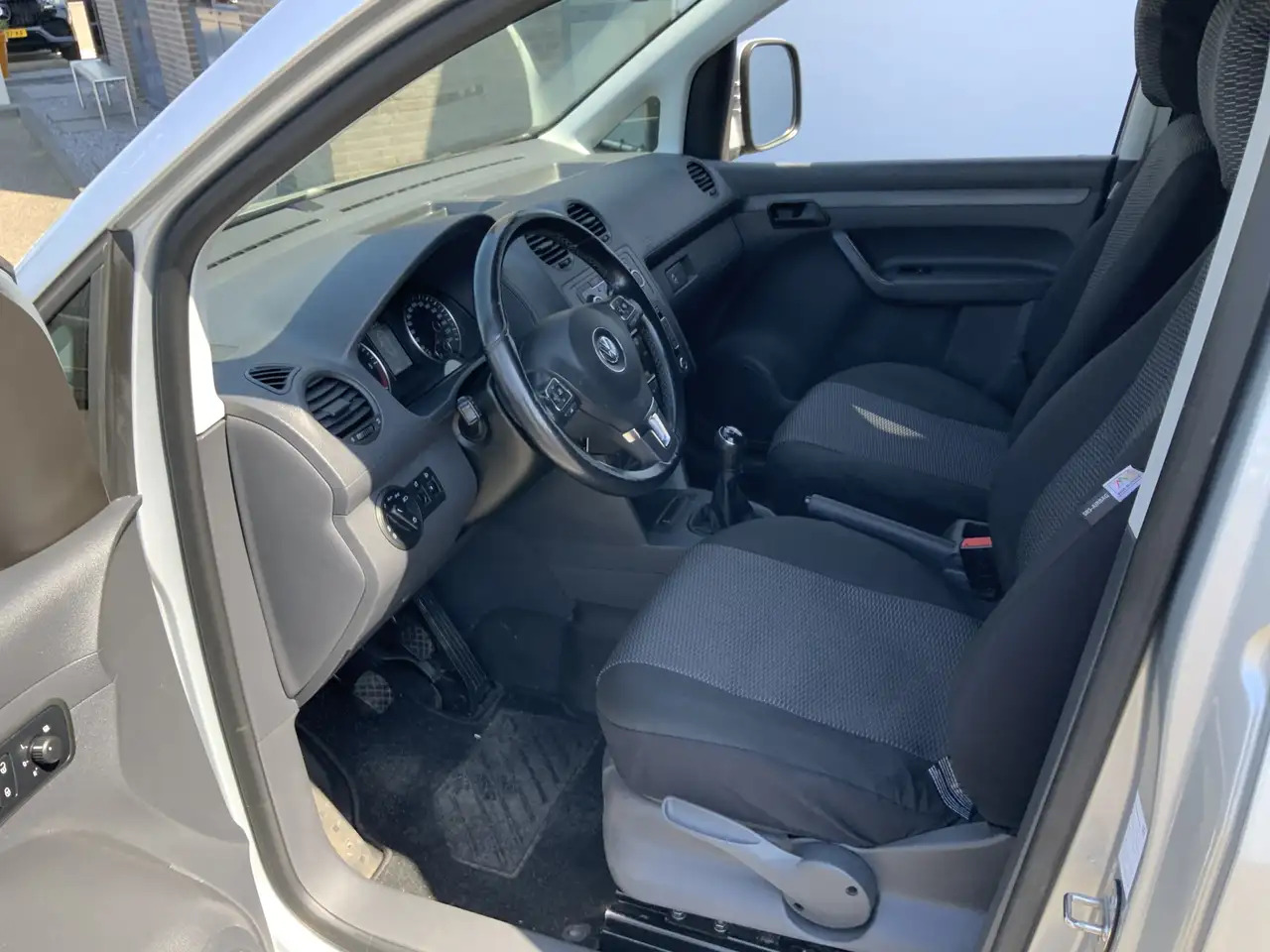 Volkswagen Caddy 1.6 TDI Airco Imperiaal Trekhaak 1400 kg navi Crui - Van kecil: gambar 4 Volkswagen Caddy 1.6 TDI Airco Imperiaal Trekhaak 1400 kg navi Crui - Van kecil: gambar 4