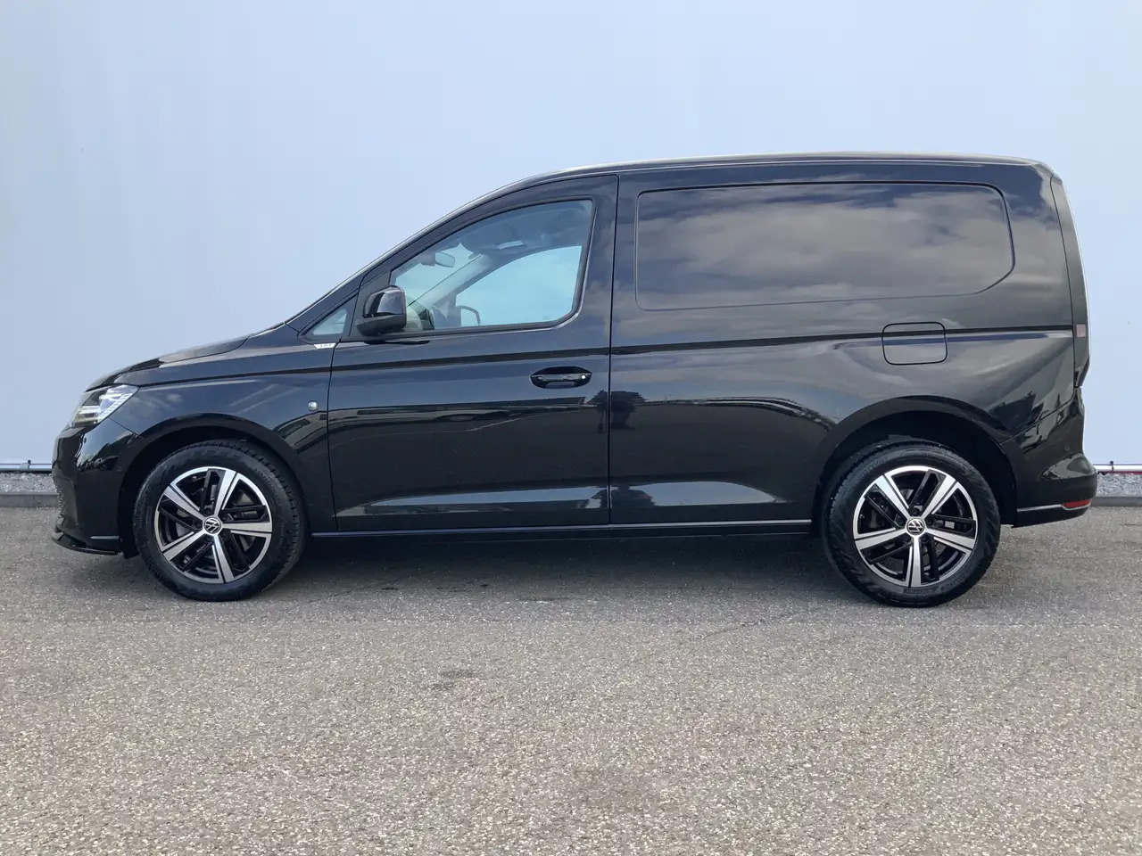 Volkswagen Caddy Cargo 2.0 TDI 1st Edition Automaat Airco Cruise Le - Van kecil: gambar 3 Volkswagen Caddy Cargo 2.0 TDI 1st Edition Automaat Airco Cruise Le - Van kecil: gambar 3