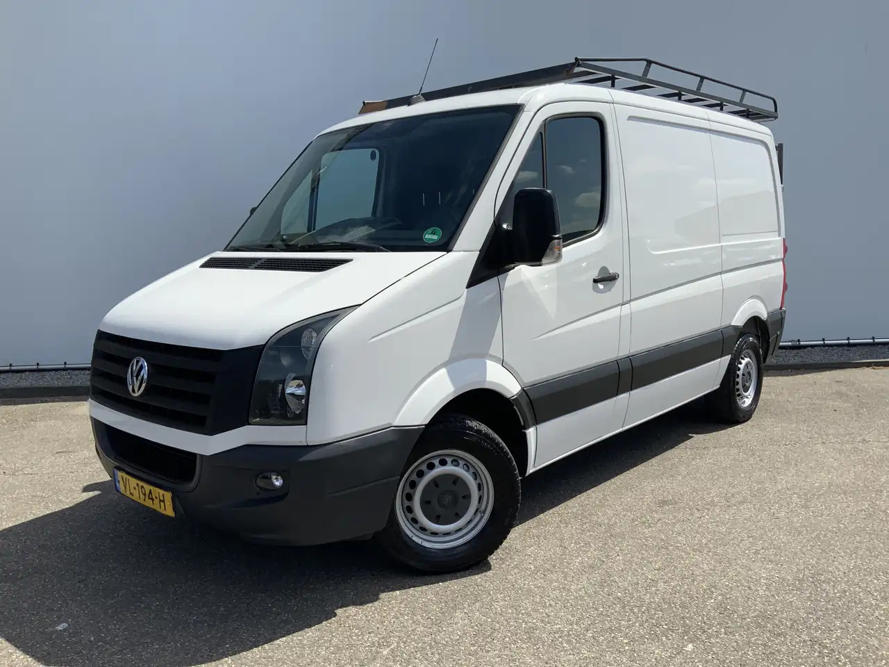 Volkswagen Crafter 35 2.0 TDI L1H1 Airco Cruise 3 Zits Trekhaak 2000 - Van panel: gambar 1 Volkswagen Crafter 35 2.0 TDI L1H1 Airco Cruise 3 Zits Trekhaak 2000 - Van panel: gambar 1