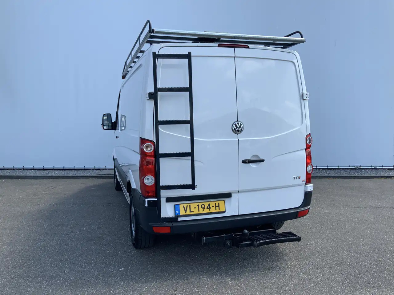 Volkswagen Crafter 35 2.0 TDI L1H1 Airco Cruise 3 Zits Trekhaak 2000 - Van panel: gambar 2 Volkswagen Crafter 35 2.0 TDI L1H1 Airco Cruise 3 Zits Trekhaak 2000 - Van panel: gambar 2