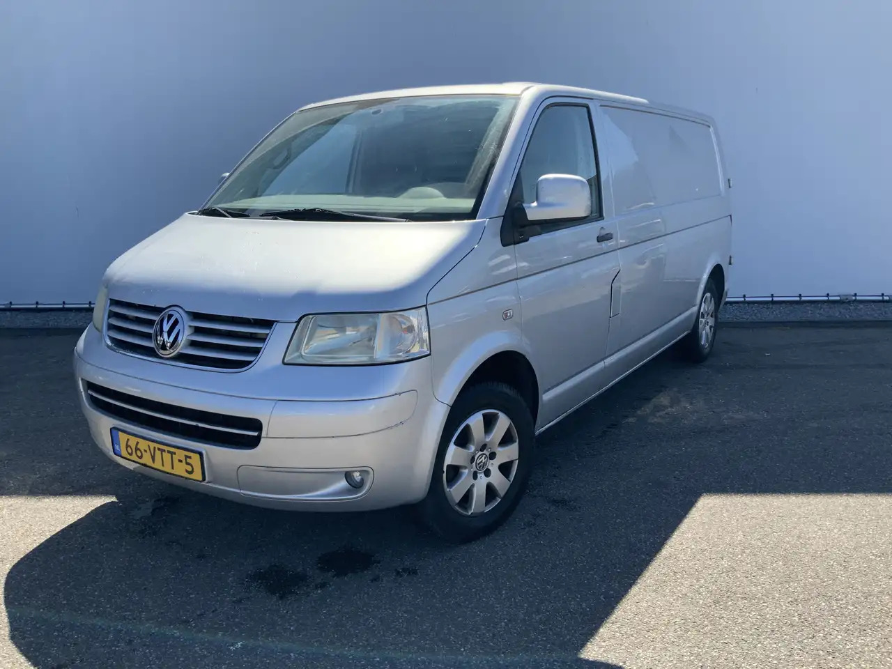 Volkswagen T5 Transporter 1.9 TDI 340 MHD (Versnellingsbak Defekt !!)Airco 3 - Van panel: gambar 1 Volkswagen T5 Transporter 1.9 TDI 340 MHD (Versnellingsbak Defekt !!)Airco 3 - Van panel: gambar 1