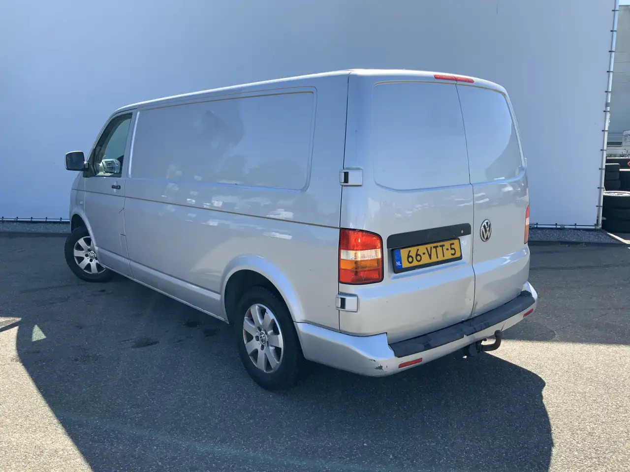 Volkswagen T5 Transporter 1.9 TDI 340 MHD (Versnellingsbak Defekt !!)Airco 3 - Van panel: gambar 5 Volkswagen T5 Transporter 1.9 TDI 340 MHD (Versnellingsbak Defekt !!)Airco 3 - Van panel: gambar 5