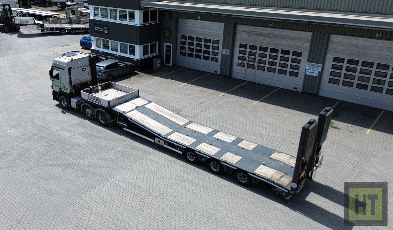 Faymonville 3-Achs-Semi mit hydr. Ladeboden und hydr. Rampen mit Holzbelag - Semi-trailer low bed: gambar 1 Faymonville 3-Achs-Semi mit hydr. Ladeboden und hydr. Rampen mit Holzbelag - Semi-trailer low bed: gambar 1