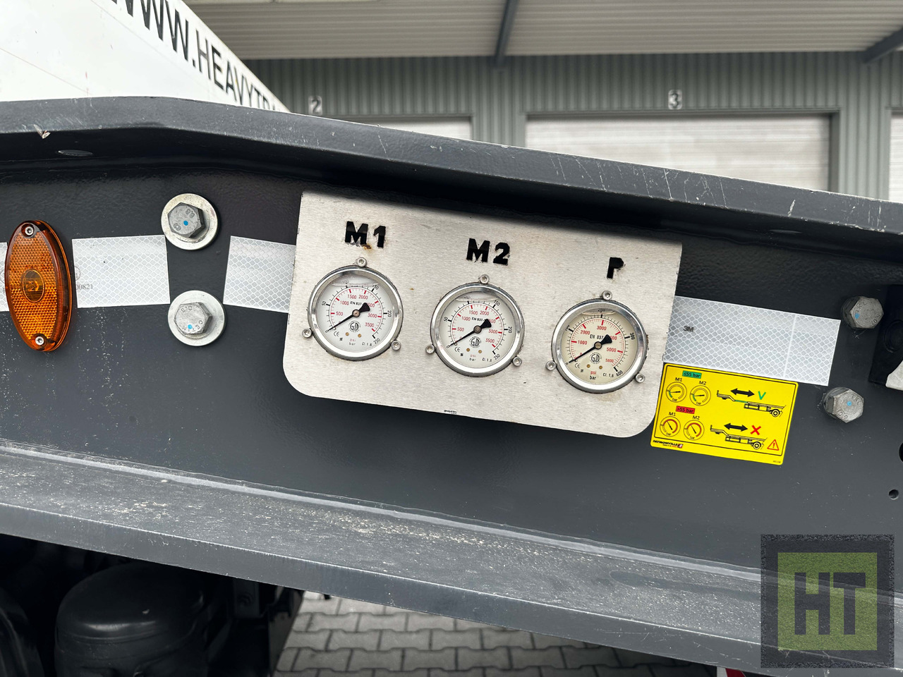 Faymonville 5-Achs-Tele-Semi-Halbachsen-Twinaxle-hydr Rampen - Semi-trailer low bed: gambar 3 Faymonville 5-Achs-Tele-Semi-Halbachsen-Twinaxle-hydr Rampen - Semi-trailer low bed: gambar 3