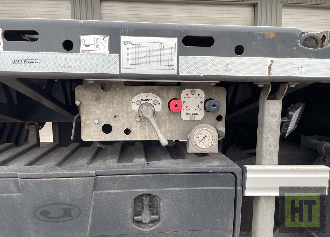 Faymonville MAX Trailer 3-Achs-Doppeltele-Plateau zwangsgelenkt - Semi-trailer low bed: gambar 4 Faymonville MAX Trailer 3-Achs-Doppeltele-Plateau zwangsgelenkt - Semi-trailer low bed: gambar 4