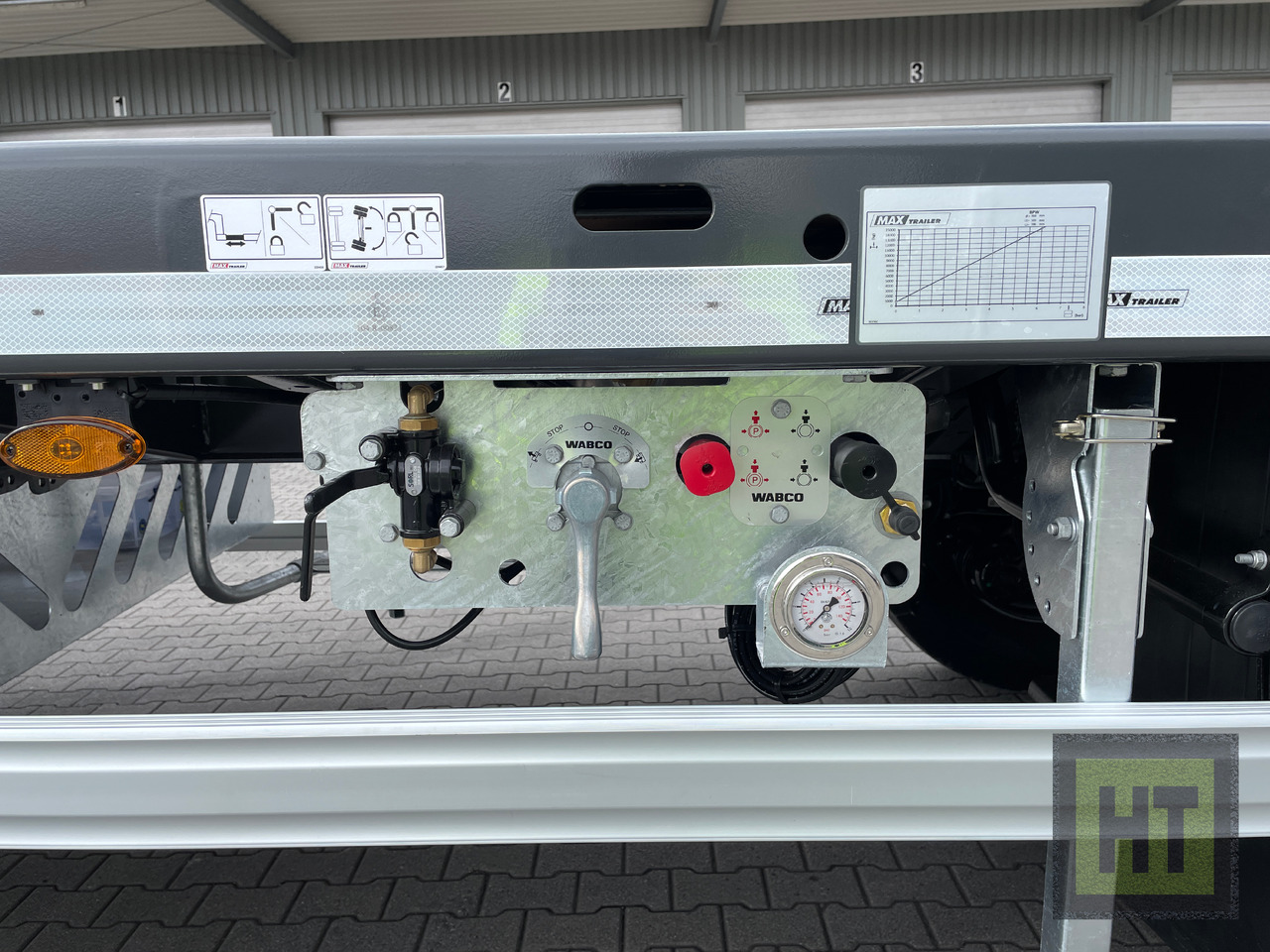 Faymonville MAX Trailer 3-Achs-Tele-Plateau-nachlaufgelenkt - Semi-trailer flatbed: gambar 4 Faymonville MAX Trailer 3-Achs-Tele-Plateau-nachlaufgelenkt - Semi-trailer flatbed: gambar 4