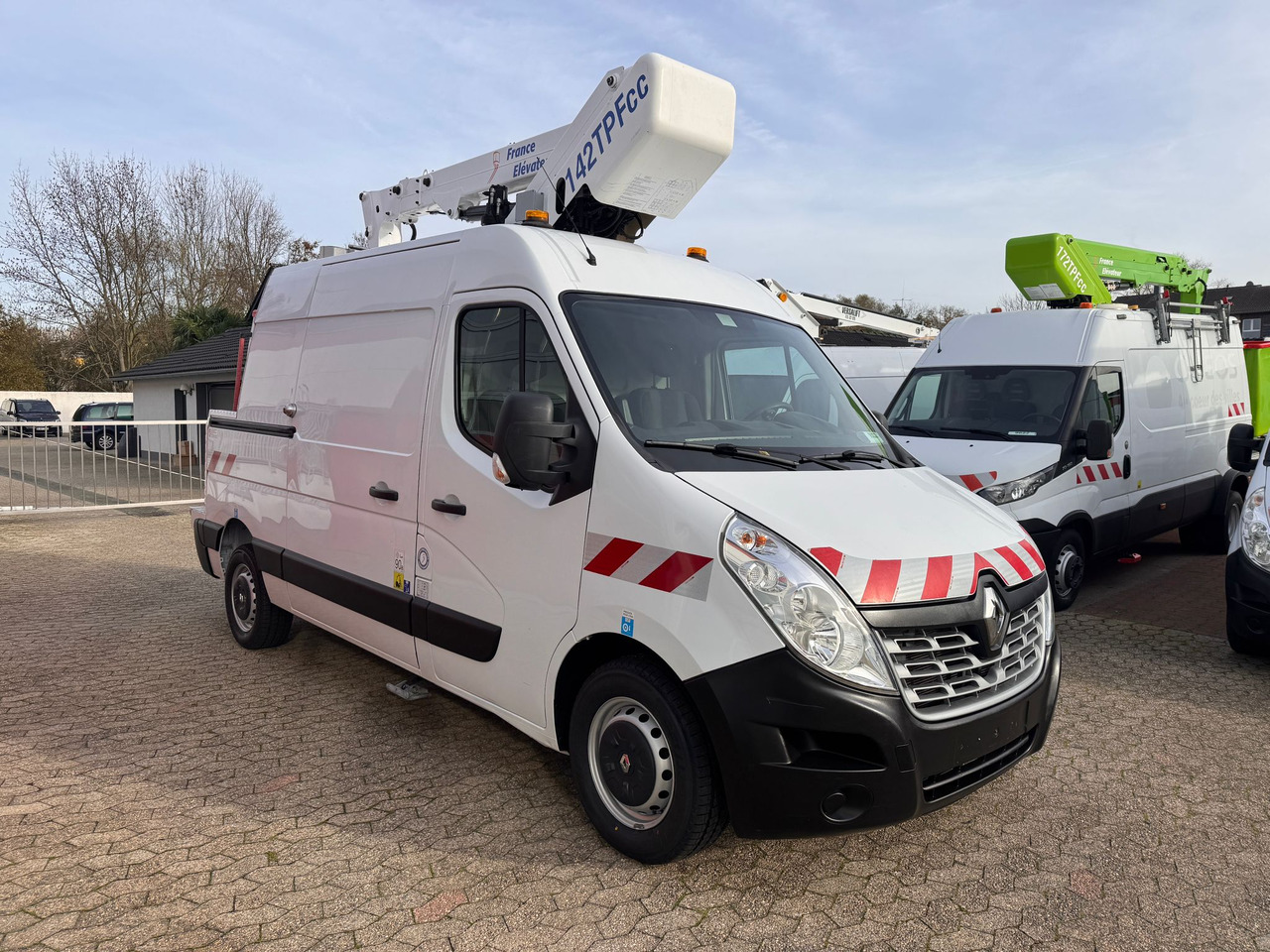 RENAULT Master Hubarbeitsbühne Steiger France Elevateur 142 TPFcc EURO 6Y - Platform udara yang dipasang di truk: gambar 3 RENAULT Master Hubarbeitsbühne Steiger France Elevateur 142 TPFcc EURO 6Y - Platform udara yang dipasang di truk: gambar 3