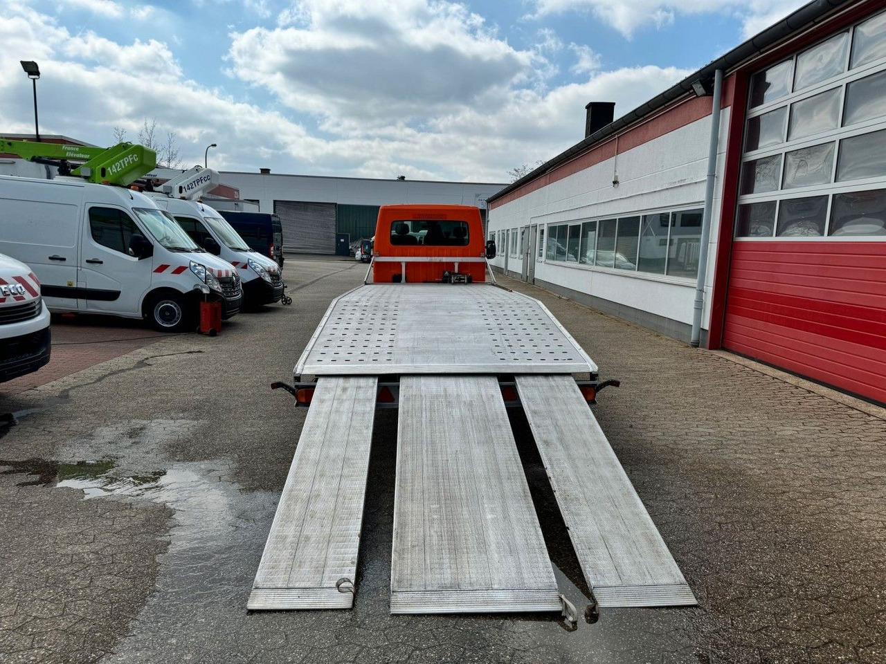 Renault Master Autotransporter - Mobil derek: gambar 5 Renault Master Autotransporter - Mobil derek: gambar 5