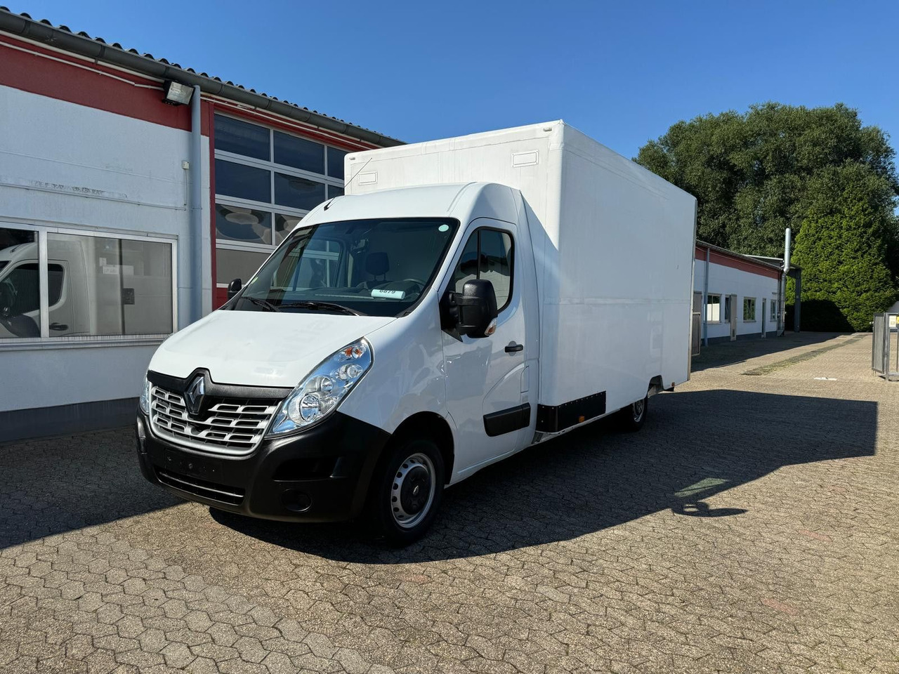 Renault Master Koffer mit Auffahrrampe 1200kg Nutzlast - Van box: gambar 1 Renault Master Koffer mit Auffahrrampe 1200kg Nutzlast - Van box: gambar 1