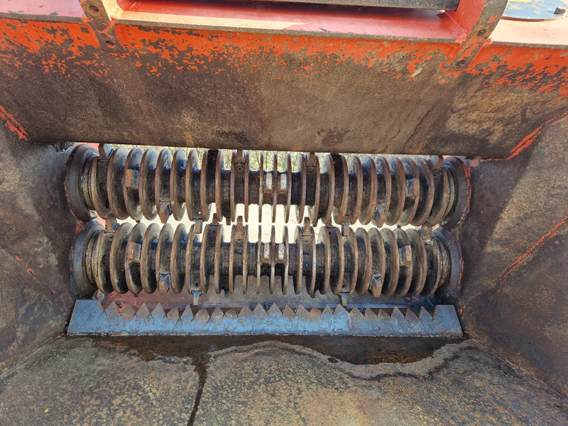 ALLU SC 2-15 original screener crusher CW30/40 zeer weinig gebruikt - Ember untuk Peralatan konstruksi: gambar 2 ALLU SC 2-15 original screener crusher CW30/40 zeer weinig gebruikt - Ember untuk Peralatan konstruksi: gambar 2
