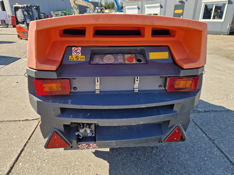 Atlas-Copco XAS57 in zeer nette staat - Kompresor udara: gambar 5 Atlas-Copco XAS57 in zeer nette staat - Kompresor udara: gambar 5