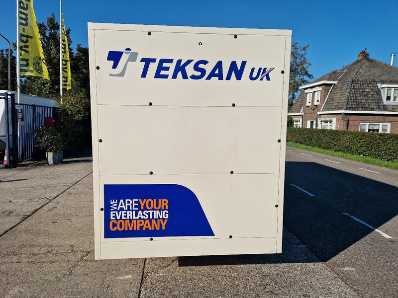 Doosan Teksan TJ440DW generator 440kVA Doosan 8-cilinder UNUSED - Genset: gambar 2 Doosan Teksan TJ440DW generator 440kVA Doosan 8-cilinder UNUSED - Genset: gambar 2