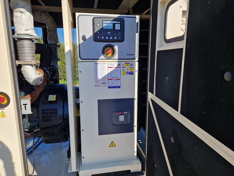 Doosan UNUSED Teksan UK TJ440DW gen set 440kVA Doosan 8-cilinder - Genset: gambar 5 Doosan UNUSED Teksan UK TJ440DW gen set 440kVA Doosan 8-cilinder - Genset: gambar 5