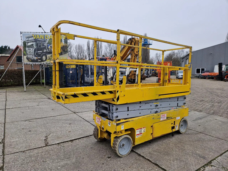 Genie GS2032 elektrisch werkhoogte 8m. met keuring - Scissor lifts: gambar 1 Genie GS2032 elektrisch werkhoogte 8m. met keuring - Scissor lifts: gambar 1