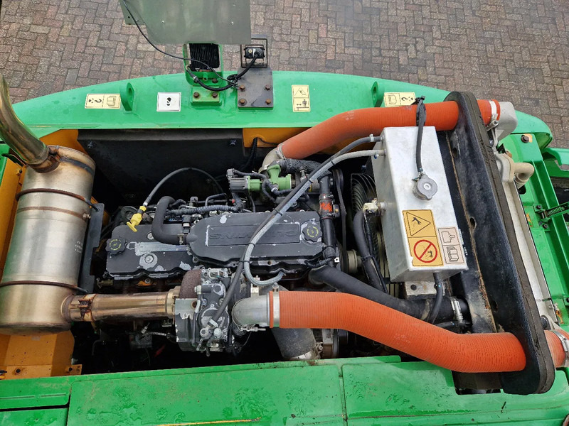 Hyundai Robex 160W-9A met 6-cilinder Cummins motor - Ekskavator roda: gambar 5 Hyundai Robex 160W-9A met 6-cilinder Cummins motor - Ekskavator roda: gambar 5