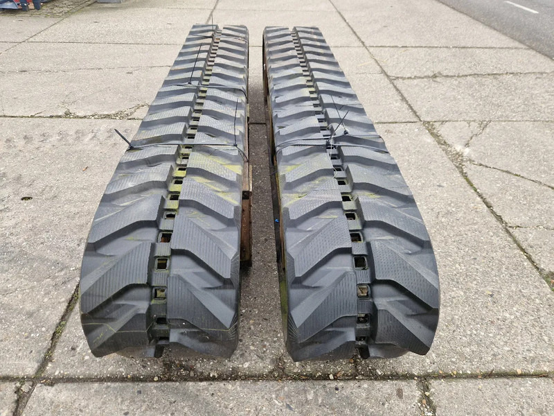 Komatsu nieuwe tracks t.b.v. PC75 tot PC88 - Trek untuk Truk: gambar 5 Komatsu nieuwe tracks t.b.v. PC75 tot PC88 - Trek untuk Truk: gambar 5