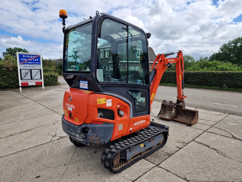 Kubota KX019-4 CW05 met 2 bakken - Ekskavator mini: gambar 3 Kubota KX019-4 CW05 met 2 bakken - Ekskavator mini: gambar 3