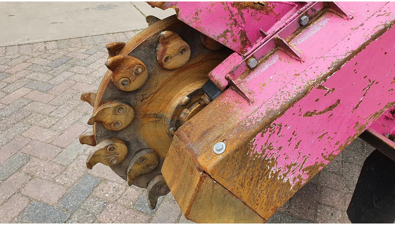 Onbekend Bandit 2900T stobbenfrees/stronkenfrees met afstandsbediening - Penggiling tunggul: gambar 5 Onbekend Bandit 2900T stobbenfrees/stronkenfrees met afstandsbediening - Penggiling tunggul: gambar 5