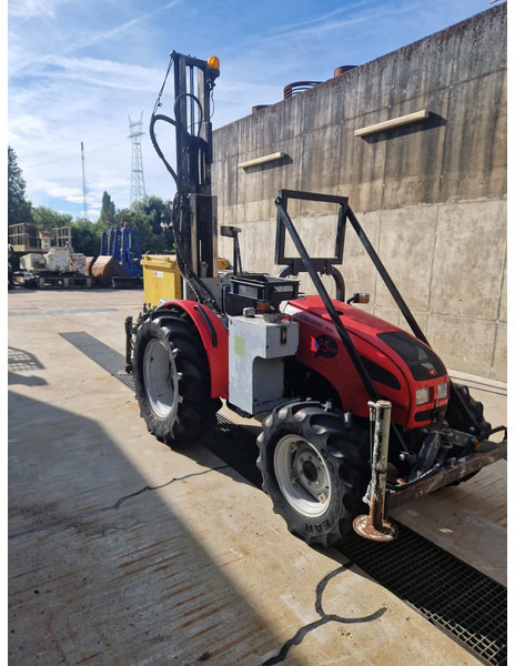 Onbekend Valpadana 1550 4x4 drilling tractor - Anjungan pengeboran: gambar 3 Onbekend Valpadana 1550 4x4 drilling tractor - Anjungan pengeboran: gambar 3