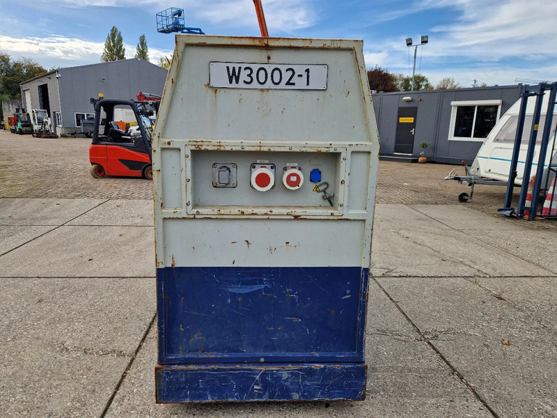 Onbekend geluidgedempt aggregaat met Stamford generator 72.5 kVA - Genset: gambar 4 Onbekend geluidgedempt aggregaat met Stamford generator 72.5 kVA - Genset: gambar 4
