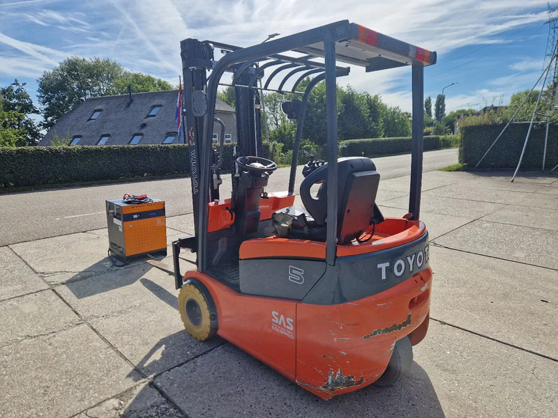 Toyota 1500 kg. elektrisch hefhoogte 5.00m. - Forklift listrik: gambar 4 Toyota 1500 kg. elektrisch hefhoogte 5.00m. - Forklift listrik: gambar 4