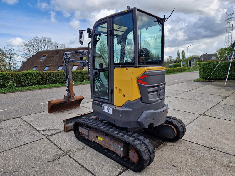 Volvo ECR25D met 2562 uur - Ekskavator mini: gambar 3 Volvo ECR25D met 2562 uur - Ekskavator mini: gambar 3