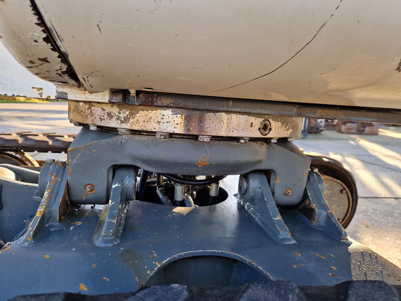 WACKER NEUSON 2404RD kan op een (berg)helling draaien - Ekskavator mini: gambar 4 WACKER NEUSON 2404RD kan op een (berg)helling draaien - Ekskavator mini: gambar 4