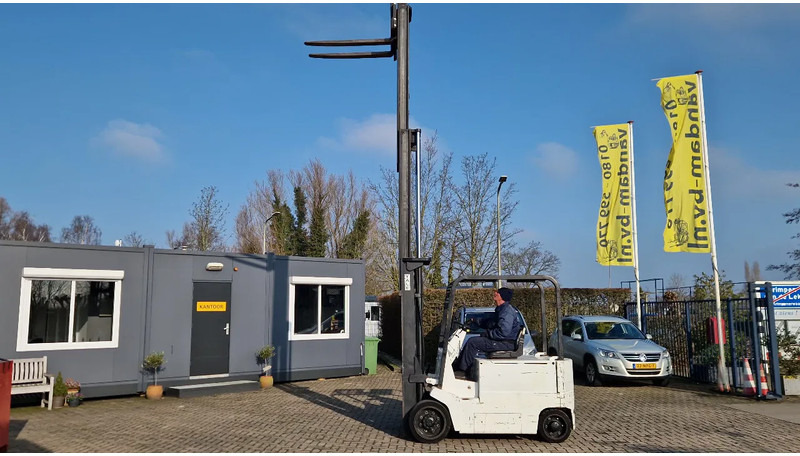 Forklift listrik Yale 4.5 ton elektrisch triplomast: gambar 11 Forklift listrik Yale 4.5 ton elektrisch triplomast: gambar 11