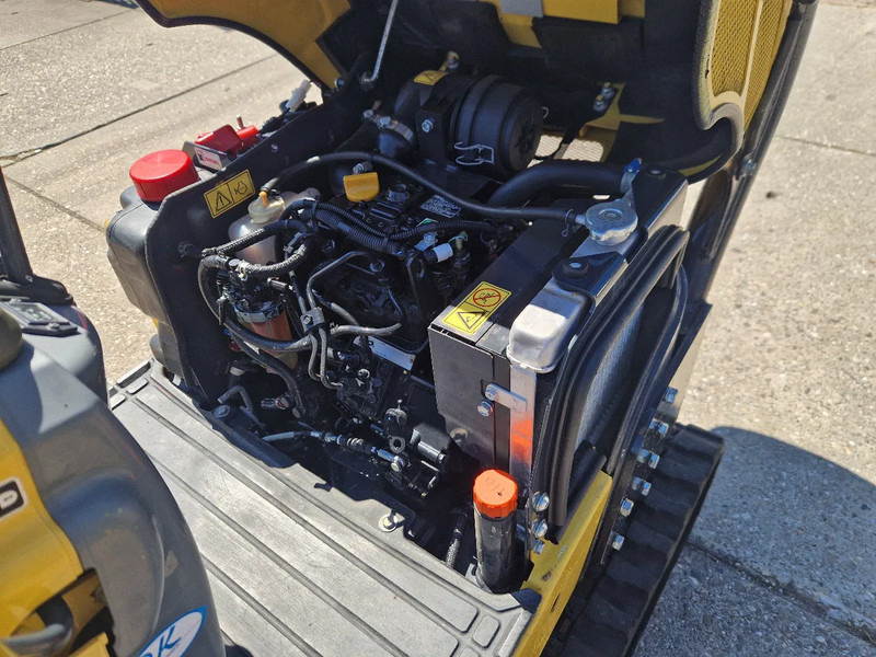 Yanmar SV08-1A gewicht 960kg. - Ekskavator mini: gambar 4 Yanmar SV08-1A gewicht 960kg. - Ekskavator mini: gambar 4