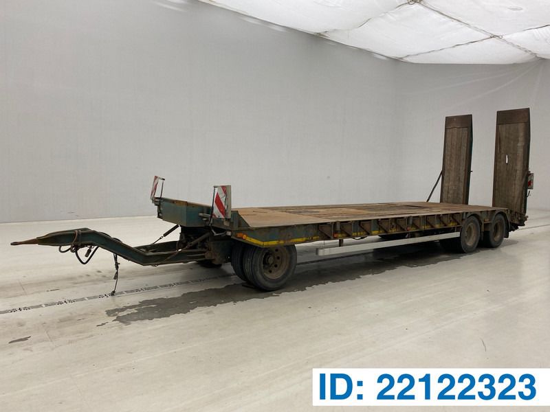 ATM Low bed trailer - Trailer low bed: gambar 1 ATM Low bed trailer - Trailer low bed: gambar 1