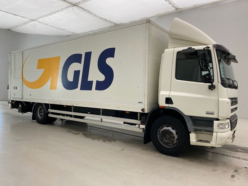 DAF CF65.250 - Truk box: gambar 3 DAF CF65.250 - Truk box: gambar 3