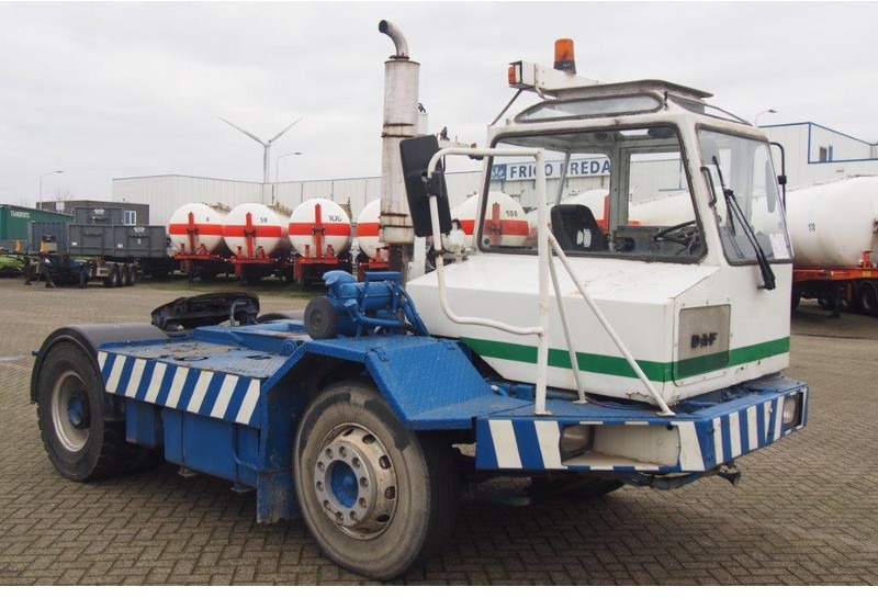 DAF RORO Terminal tractor TT13050H - Traktor terminal: gambar 4 DAF RORO Terminal tractor TT13050H - Traktor terminal: gambar 4