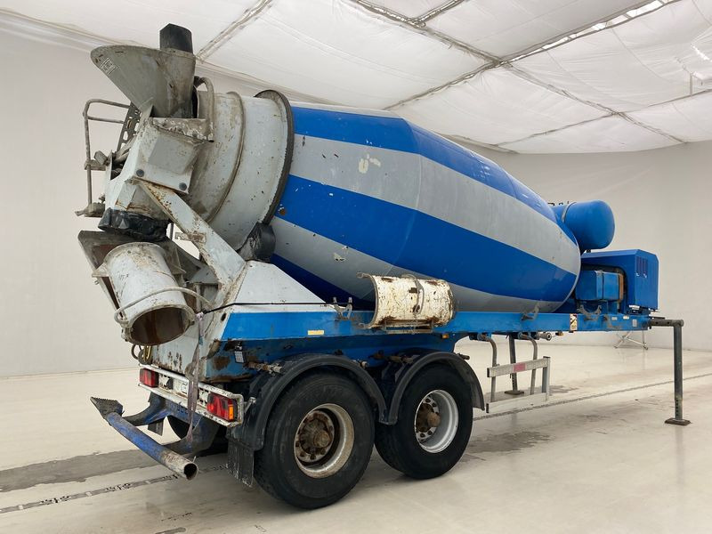 De Buf Mixer 10 m³ - Semi-trailer mixer beton: gambar 4 De Buf Mixer 10 m³ - Semi-trailer mixer beton: gambar 4