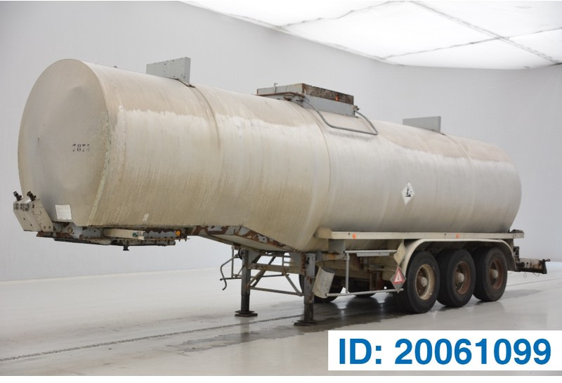 Fruehauf Bitumen tank trailer - Semi-trailer tangki: gambar 1 Fruehauf Bitumen tank trailer - Semi-trailer tangki: gambar 1