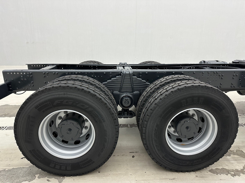 Iveco Trakker 380 - 6x4 - Truk sasis: gambar 5 Iveco Trakker 380 - 6x4 - Truk sasis: gambar 5