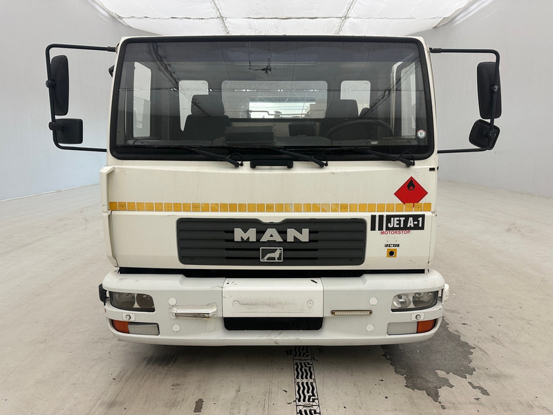 MAN 8.140 - Truk sasis: gambar 2 MAN 8.140 - Truk sasis: gambar 2