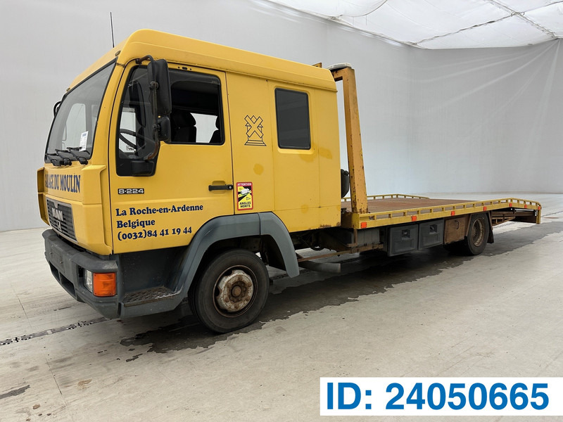 MAN 8.224* - Truk pengangkut mobil: gambar 1 MAN 8.224* - Truk pengangkut mobil: gambar 1