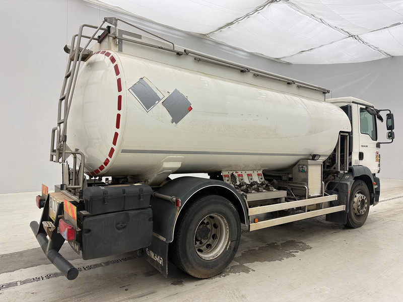 MAN TGM 18.290 - 4x2 - Truk tangki: gambar 4 MAN TGM 18.290 - 4x2 - Truk tangki: gambar 4