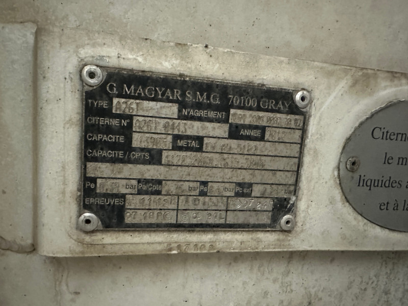 MAN TGM 18.290 - Truk tangki: gambar 4 MAN TGM 18.290 - Truk tangki: gambar 4