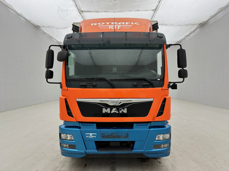 MAN TGM 18.290 - Truk dengan terpal samping: gambar 2 MAN TGM 18.290 - Truk dengan terpal samping: gambar 2