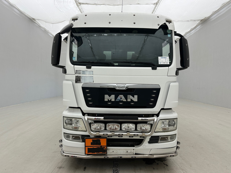 MAN TGS 26.360 - 6x2 - Truk tangki: gambar 2 MAN TGS 26.360 - 6x2 - Truk tangki: gambar 2