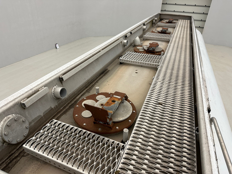 Trailer tangki Magyar Aluminium tank 19570 L: gambar 8 Trailer tangki Magyar Aluminium tank 19570 L: gambar 8