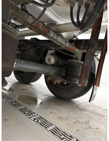 Trailer tangki Magyar Aluminium tank 19570 L: gambar 10 Trailer tangki Magyar Aluminium tank 19570 L: gambar 10