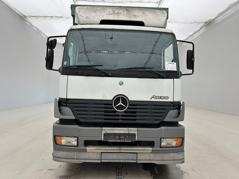 Mercedes-Benz Atego 1823 - Truk dengan terpal samping: gambar 2 Mercedes-Benz Atego 1823 - Truk dengan terpal samping: gambar 2