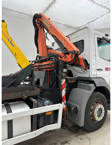 Mercedes-Benz Axor 1824 - Hook lift, Truk derek: gambar 5 Mercedes-Benz Axor 1824 - Hook lift, Truk derek: gambar 5