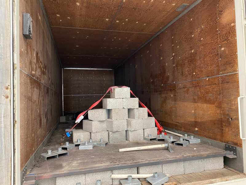 Trailer kotak tertutup Netam Closed box trailer*: gambar 7