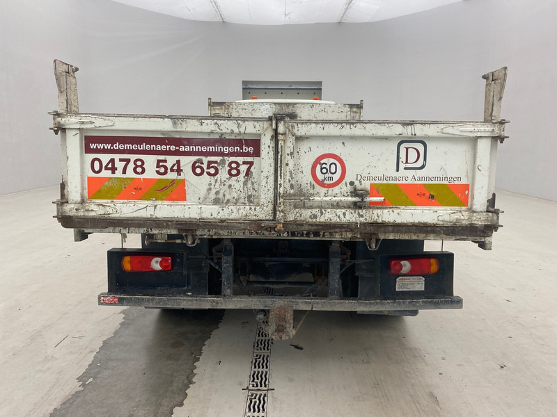 Nissan Atleon 120.25 - Truk jungkit: gambar 5 Nissan Atleon 120.25 - Truk jungkit: gambar 5