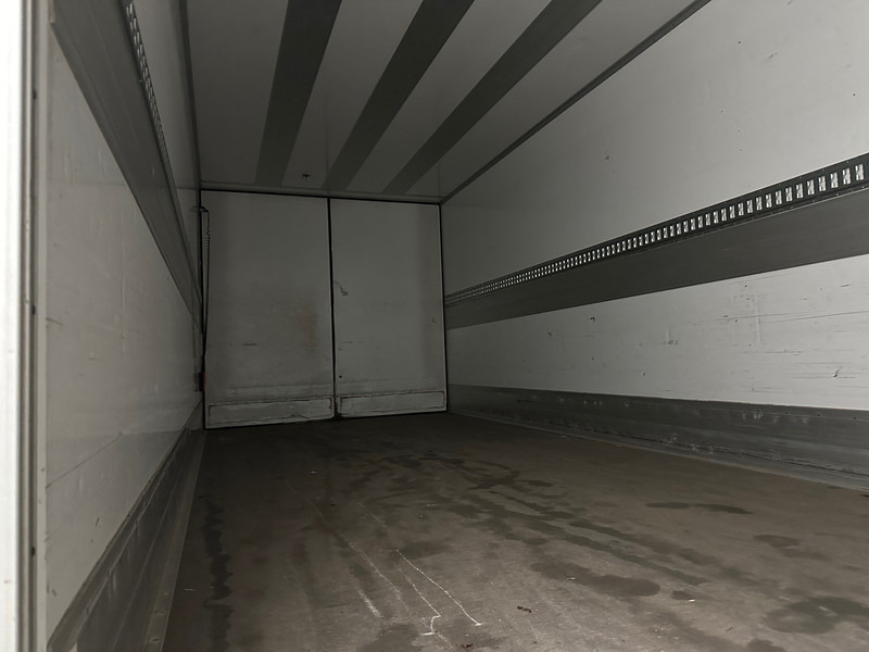 Renault D12.210 - Truk berpendingin: gambar 5 Renault D12.210 - Truk berpendingin: gambar 5